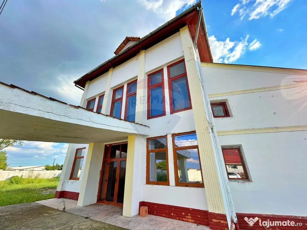 De vânzare pensiunea „Casa Albă”, orașul Pecica, j... 