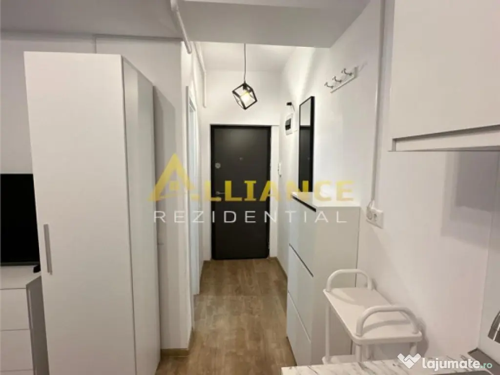 Garsoniera de inchiriat 