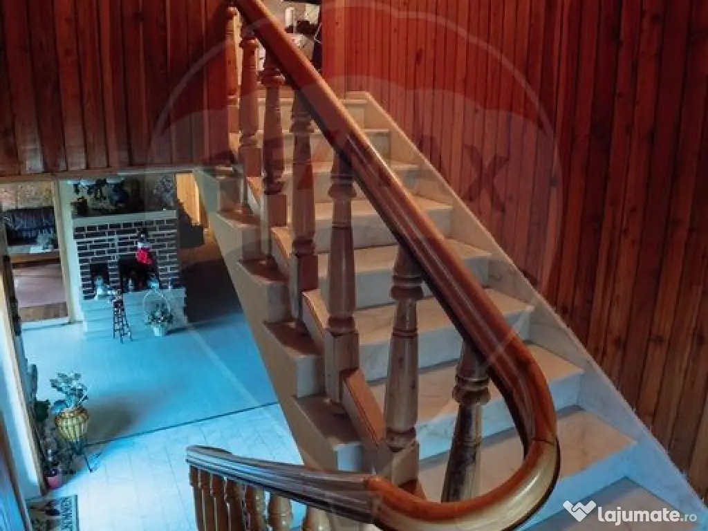 Casă / Vilă în zona Gura Humorului 
