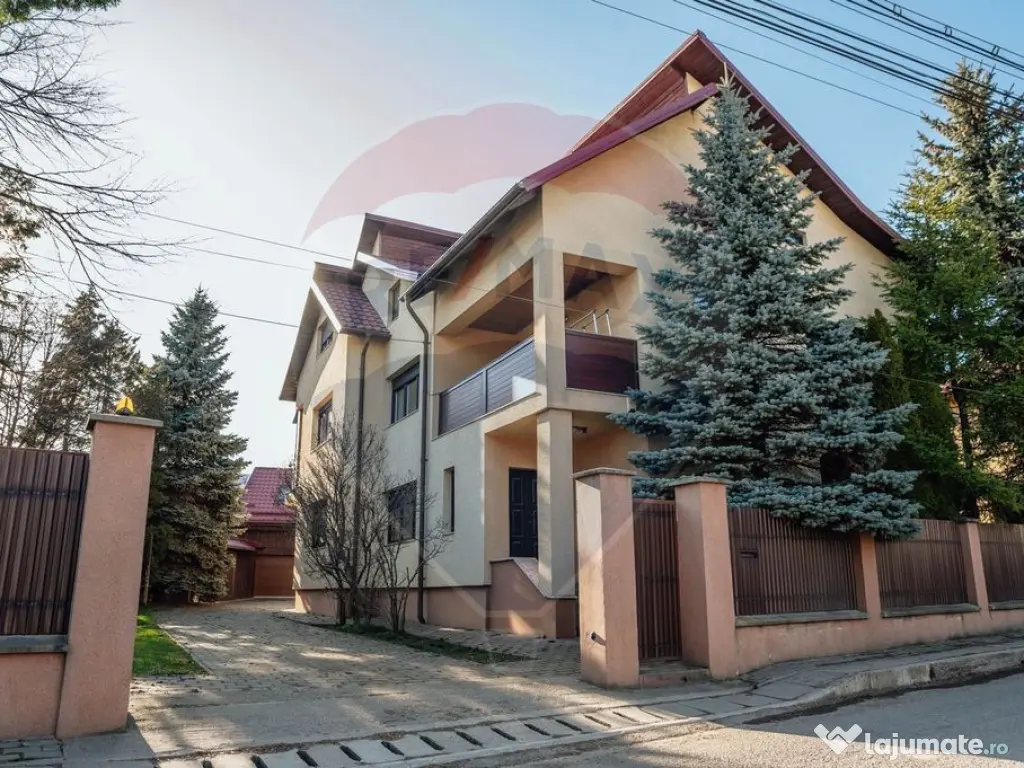 Casă / Vilă în zona Gura Humorului 