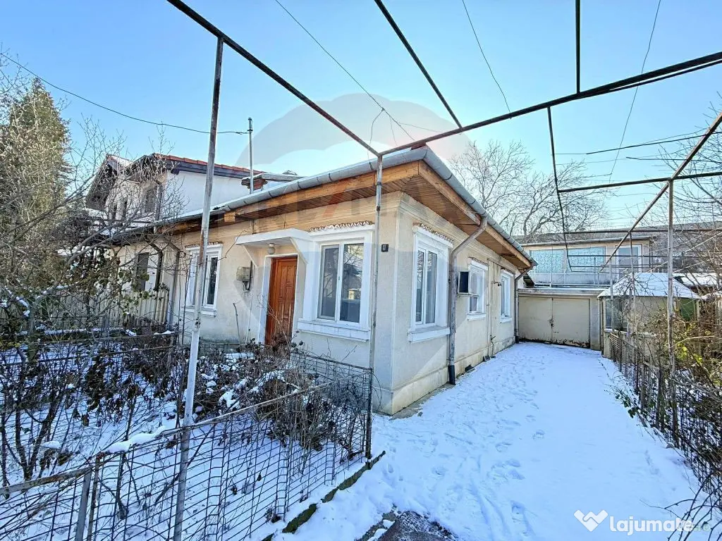 Casă de vanzare cu curte | 4 camere | Zona Gorjului | Te... 