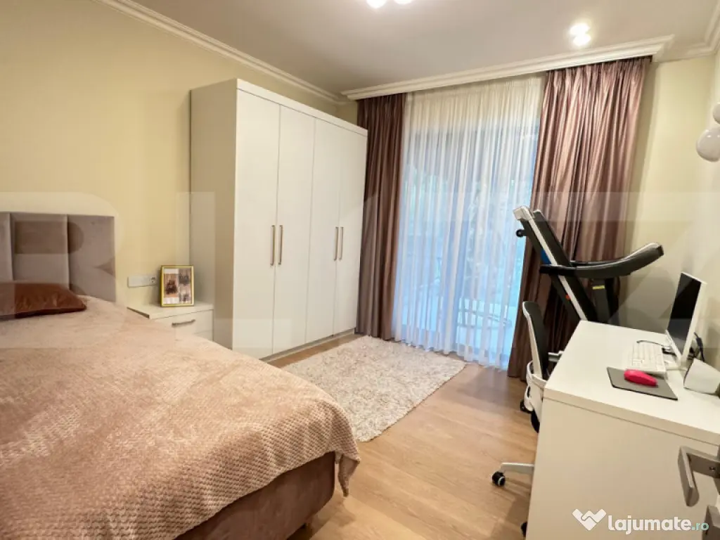 Apartament 3 camere, ultrafinisat, 75 mp + gradina 98 mp + p