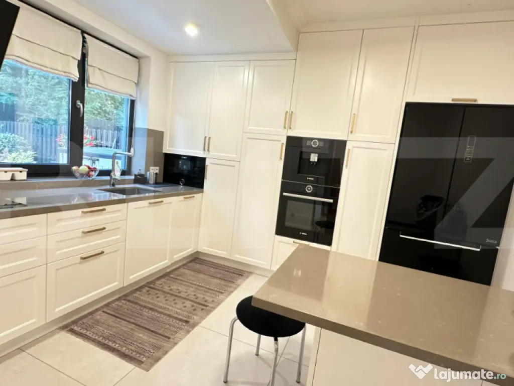 Apartament 3 camere, ultrafinisat, 75 mp + gradina 98 mp + p