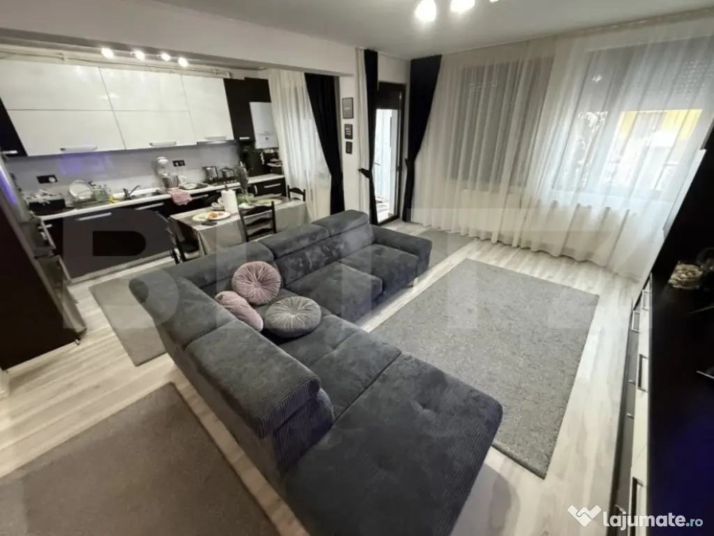 Apartament 2 camere, 72 mp, zona Aurel Vlaicu 