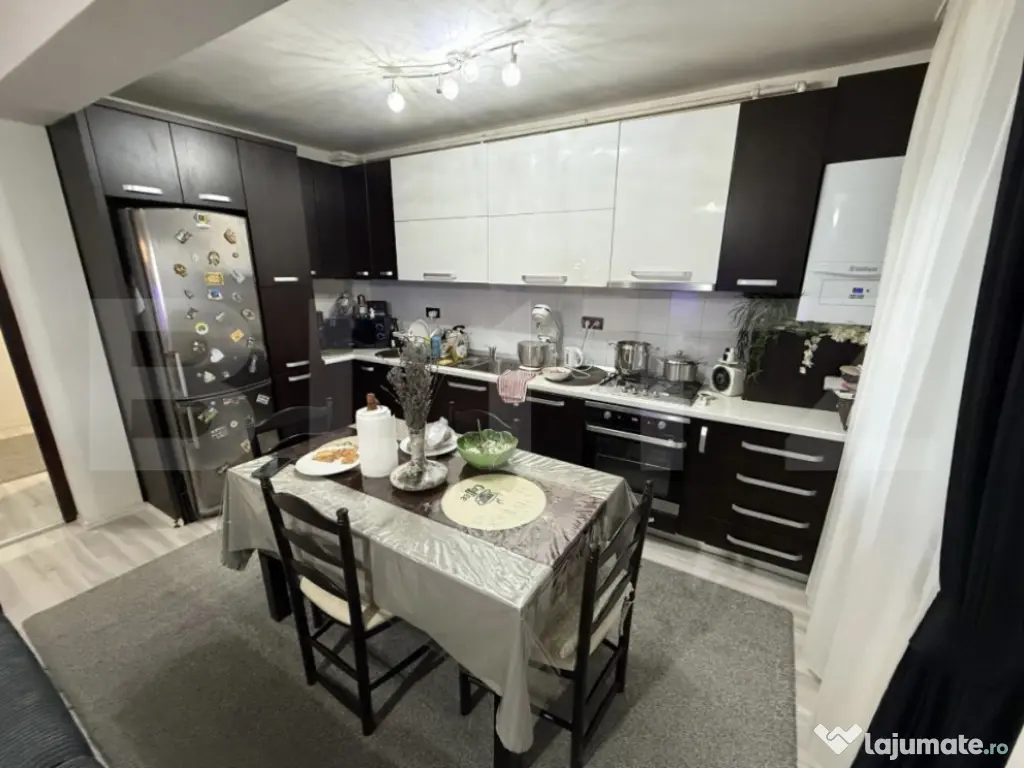 Apartament 2 camere, 72 mp, zona Aurel Vlaicu 