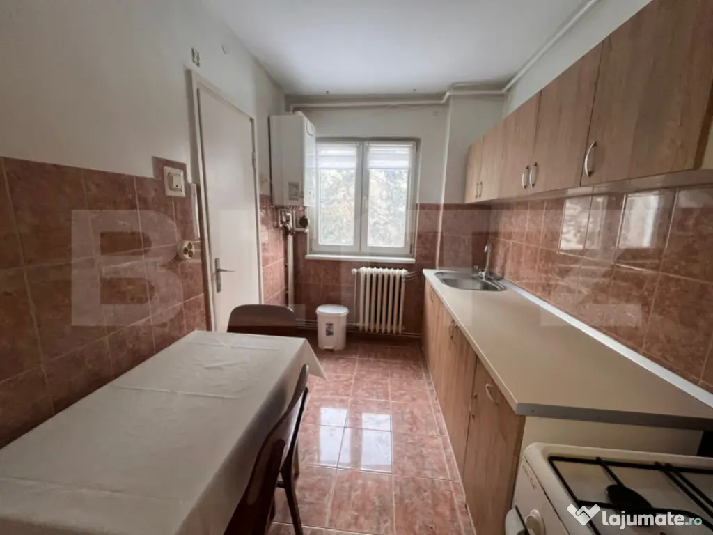 Apartament de inchiriat, 3 camere, 65 mp, Gheorgheni