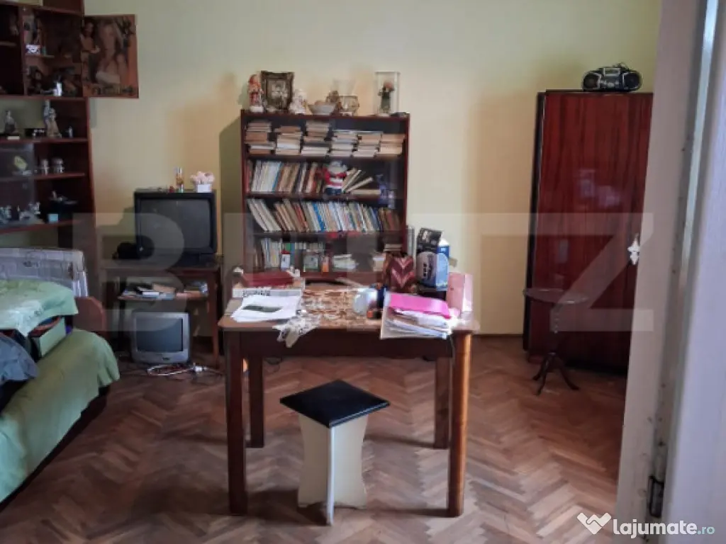 Casa cu 3 camere, 142 mp, 353 mp teren, front 16, Câmpia Tu