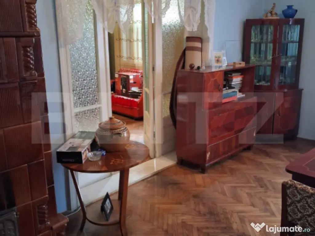 Casa cu 3 camere, 142 mp, 353 mp teren, front 16, Câmpia Tu