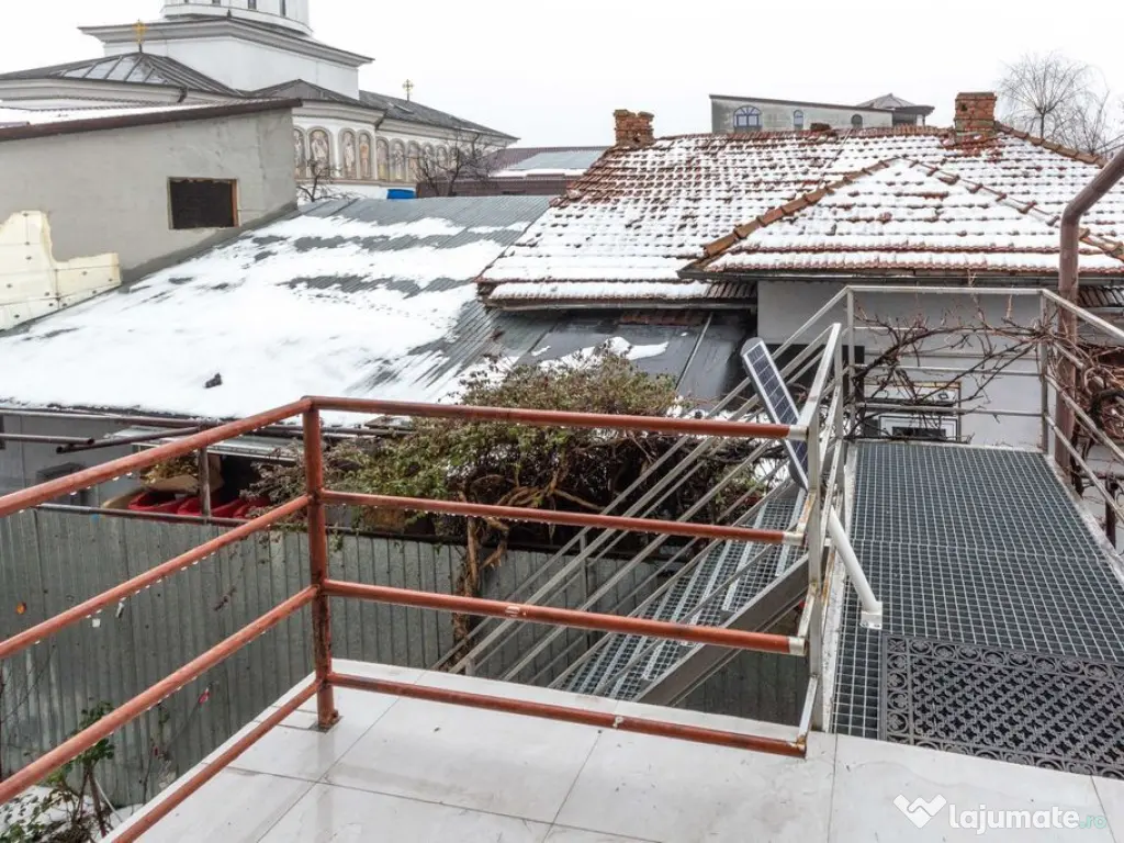 Bucurestii Noi - Chitila Ap 3 camere la curte, terasa, co... 