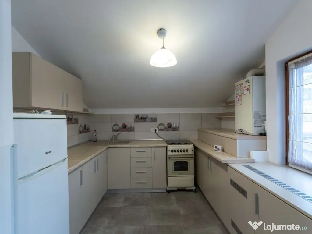 Bucurestii Noi - Chitila Ap 3 camere la curte, terasa, co... 