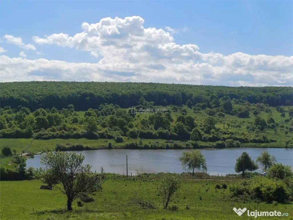 Teren 550 mp de in Tocile 