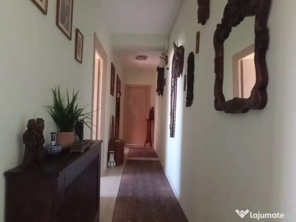 Faleza Nord, bloc 2015 vedere catre mare si lac 