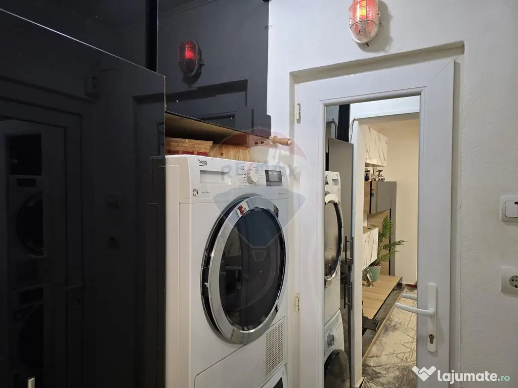 Apartament 3 camere – Prima închiriere – zona Vlaicu 