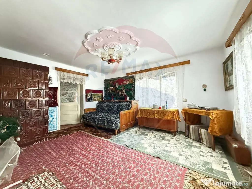 Casă cu Teren de Vânzare în Gura Humorului – strada ... 