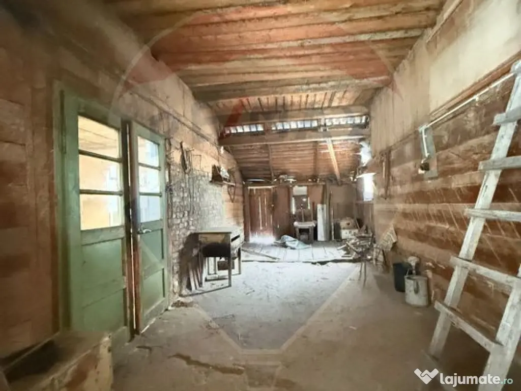 Casă cu Teren de Vânzare în Gura Humorului – strada ... 