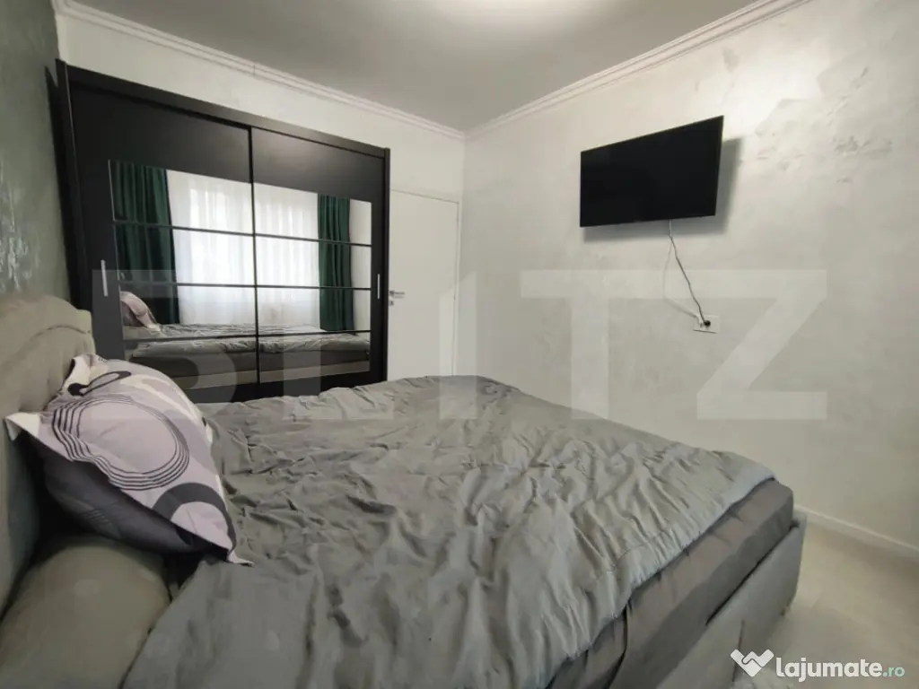 Apartament cu 3 camere, 2 bai, loc parcare - Prima Universi