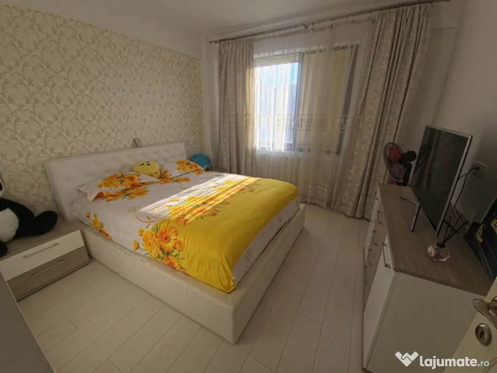 Tomis Plus 2 camere luminos bucătărie închisă lift mobil