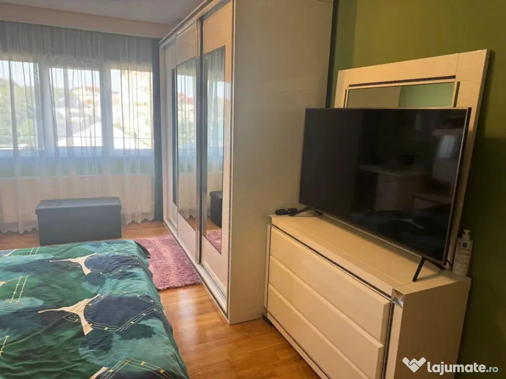 Apartament Cu 3 Camere Decomandate Bloc Nou - Zona Obcini 
