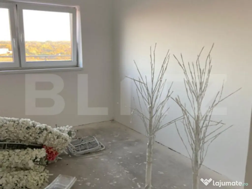 Penthouse semifinisat de vanzare, 86 mp, zona Botizului Satu