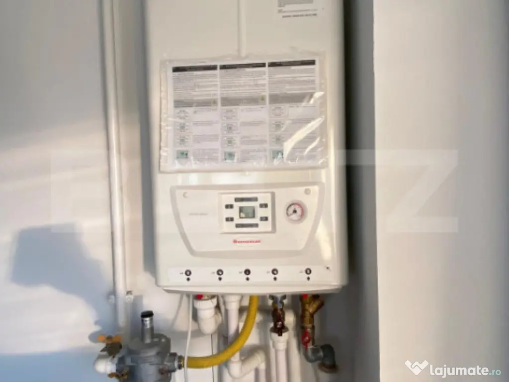 Penthouse semifinisat de vanzare, 86 mp, zona Botizului Satu