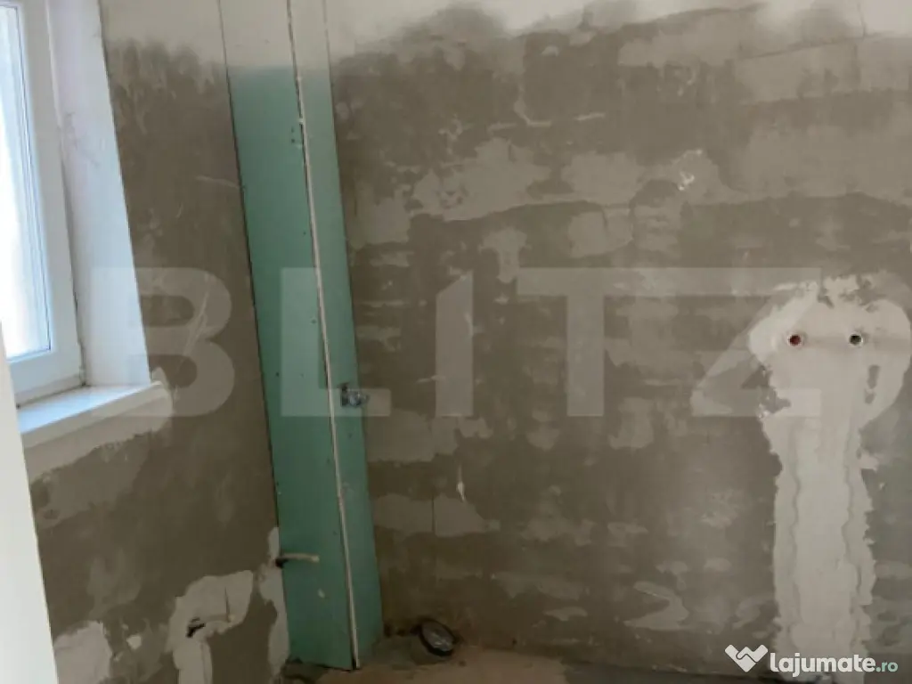 Penthouse semifinisat de vanzare, 86 mp, zona Botizului Satu