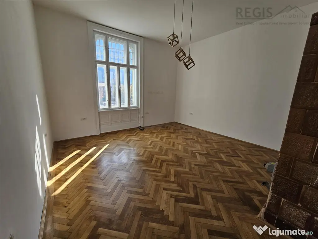 Studio Livada Postei ULTRACENTRAL Brasov cu parcare, beci s 