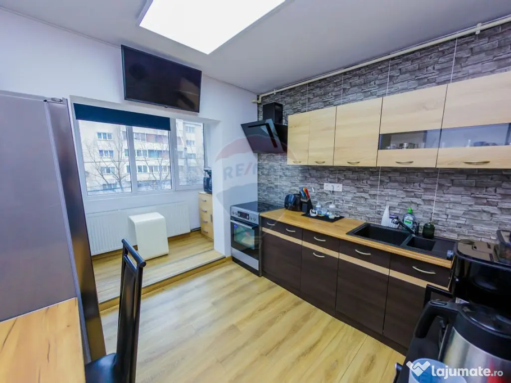 Apartament cu 2 camere de vânzare în zona Republicii