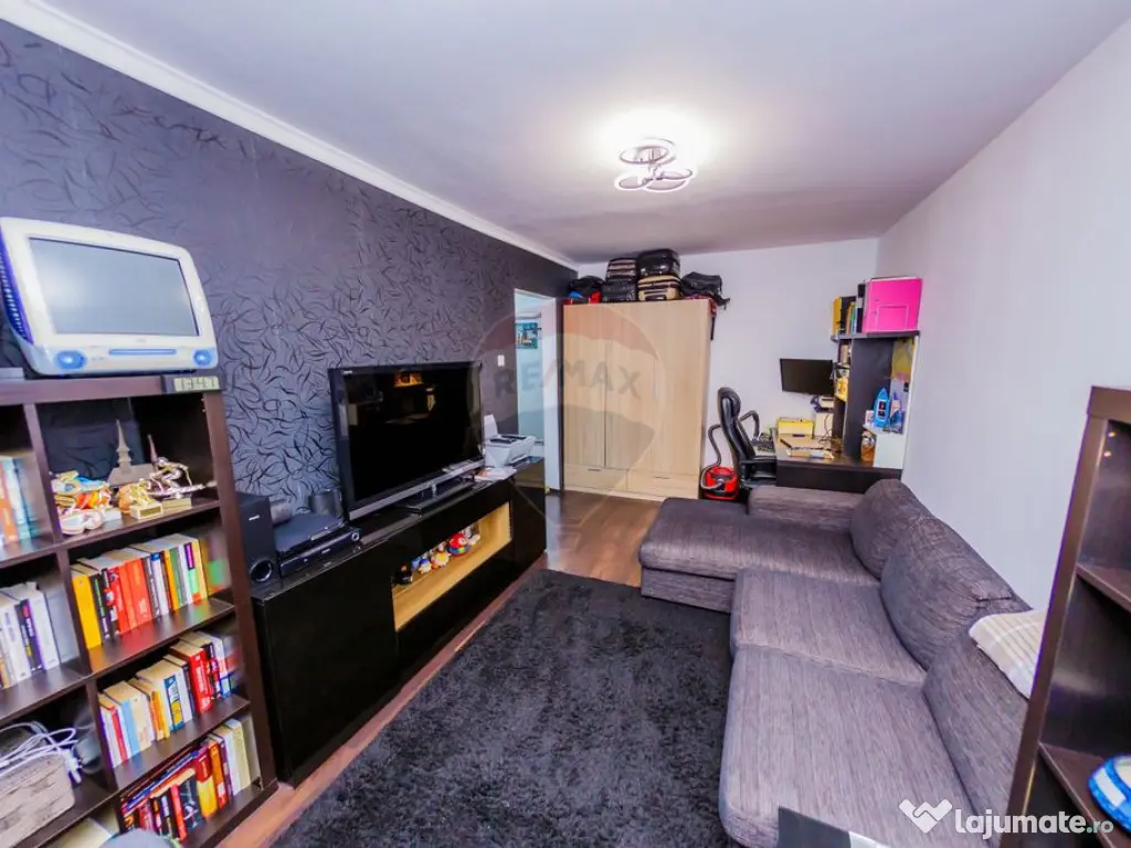 Apartament cu 2 camere de vânzare în zona Republicii