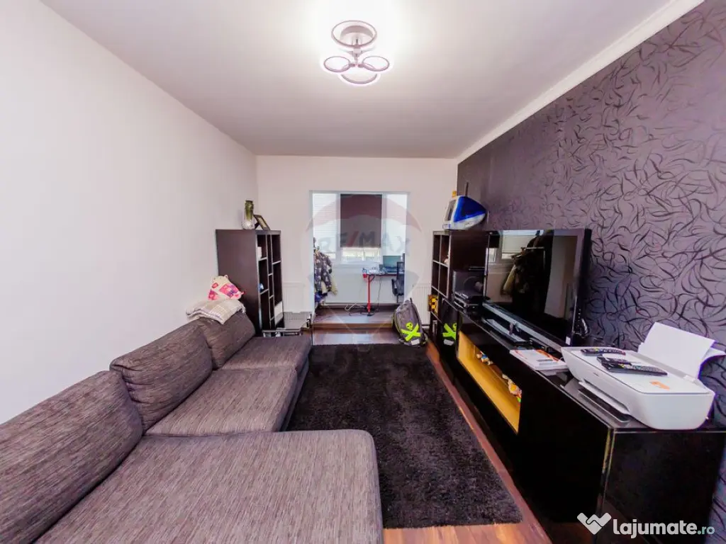Apartament cu 2 camere de vânzare în zona Republicii