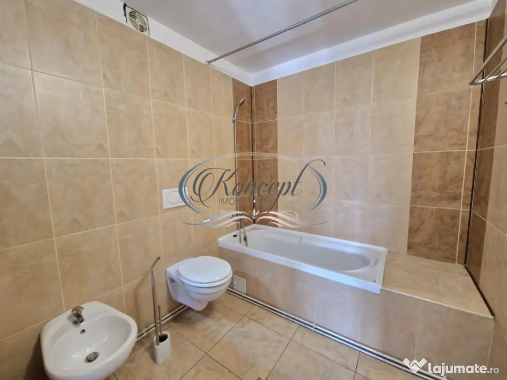 Apartament spatios cu parcare, in zona Bazei Sportive Gheorg