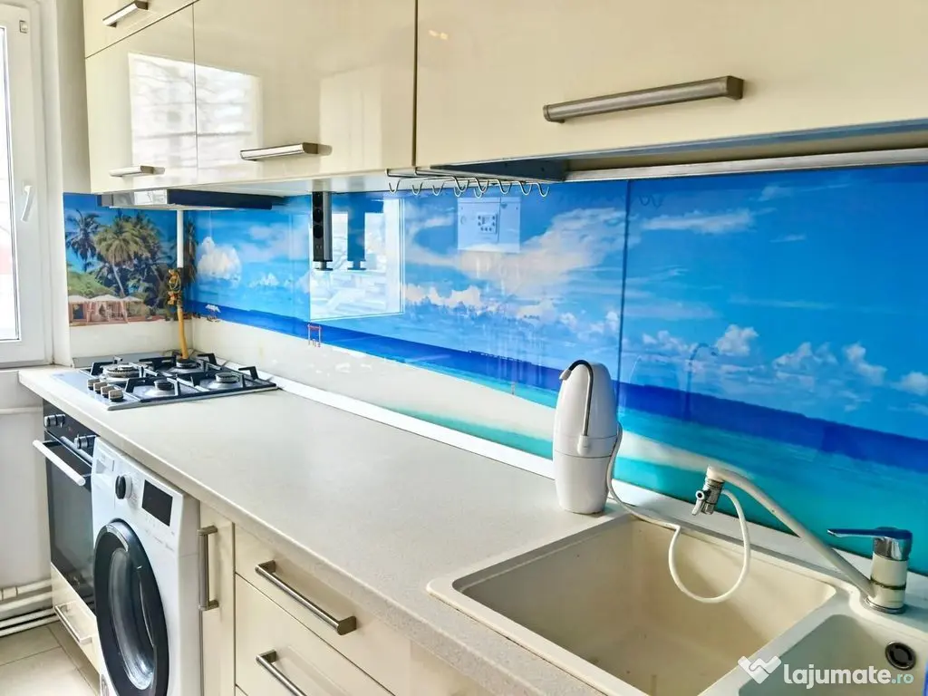 Apartament 3 camere semidecomandat-zona Tomis Nord