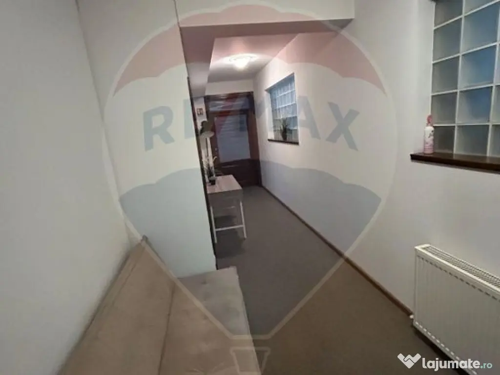 Inchiriere spratiiu birouri 65 mp + locuri parcare Piata ... 