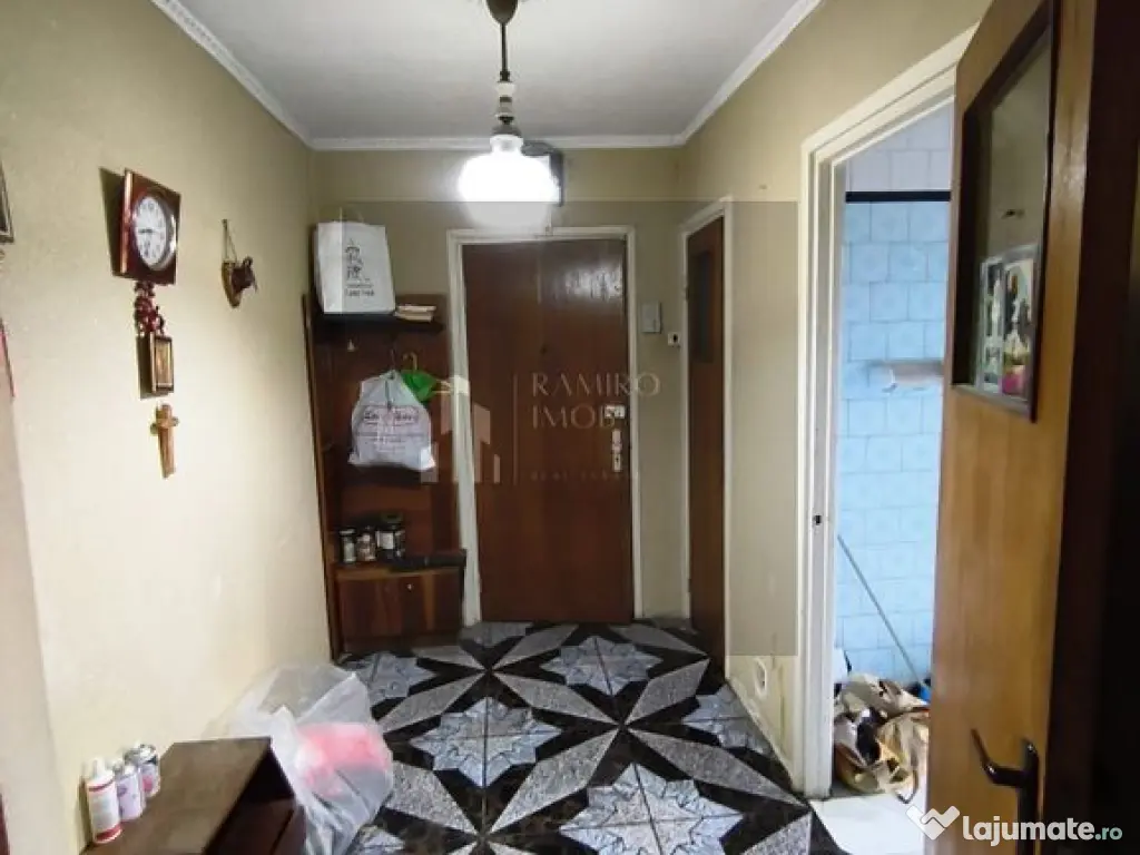 Apartament 3 camere | Zona 1 Decembrie 1918 / Titan 