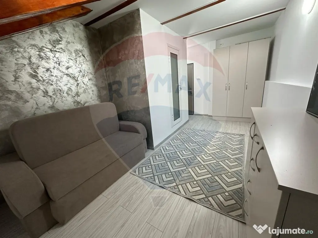 Garsoniera de inchiriat Vatra Luminoasa