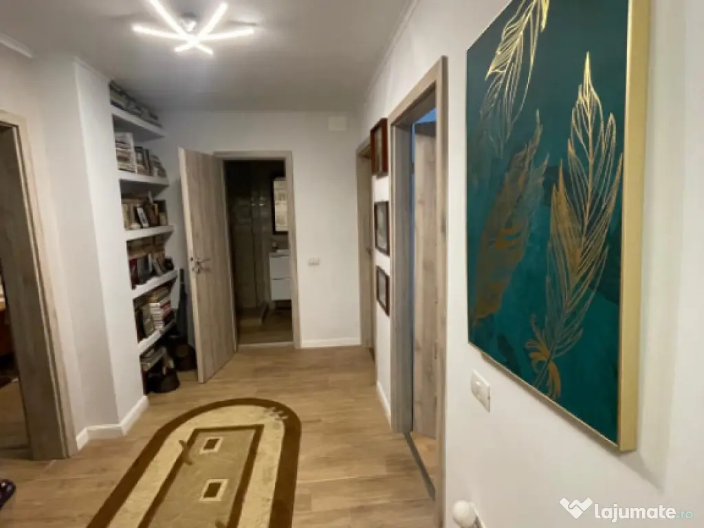 Apartament 4 camere zona Victoria