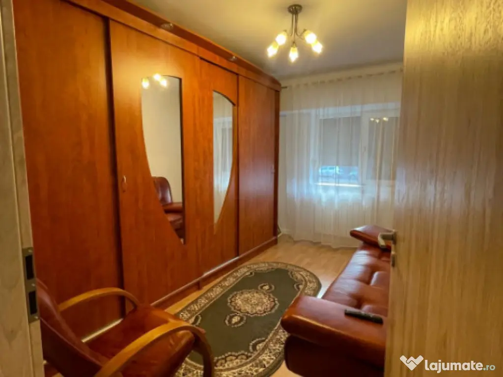 Apartament 4 camere zona Victoria