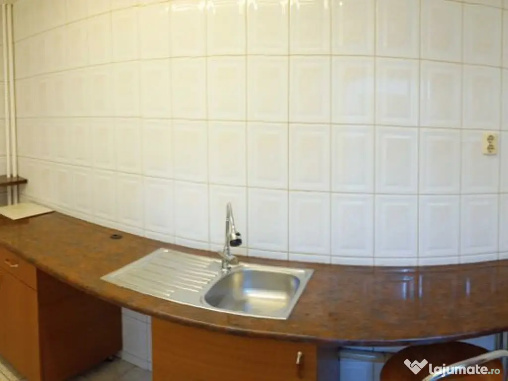 Apartament de vanzare 3 camere et. 2/10 Soseaua Giurgiulu... 