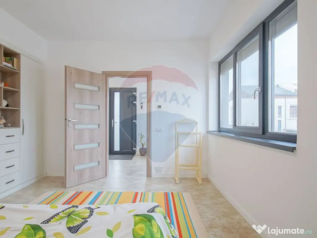 Casă premium cu 270 mp utili, 7 camere ,curte generoasă... 