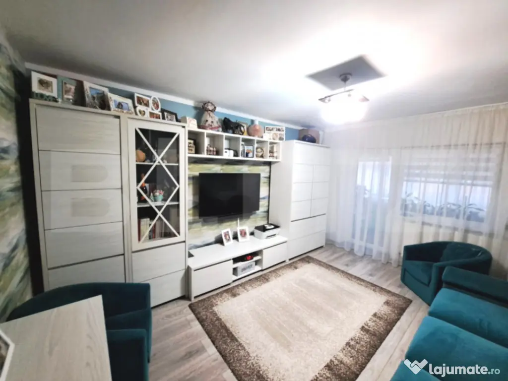 Apartament cu 2 camere, decomandat – Cartier Noua
