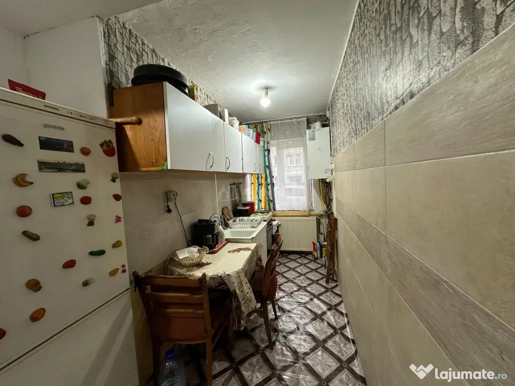 Bocsa, Apt.2 Cam.Cf.2 Zona Piata 