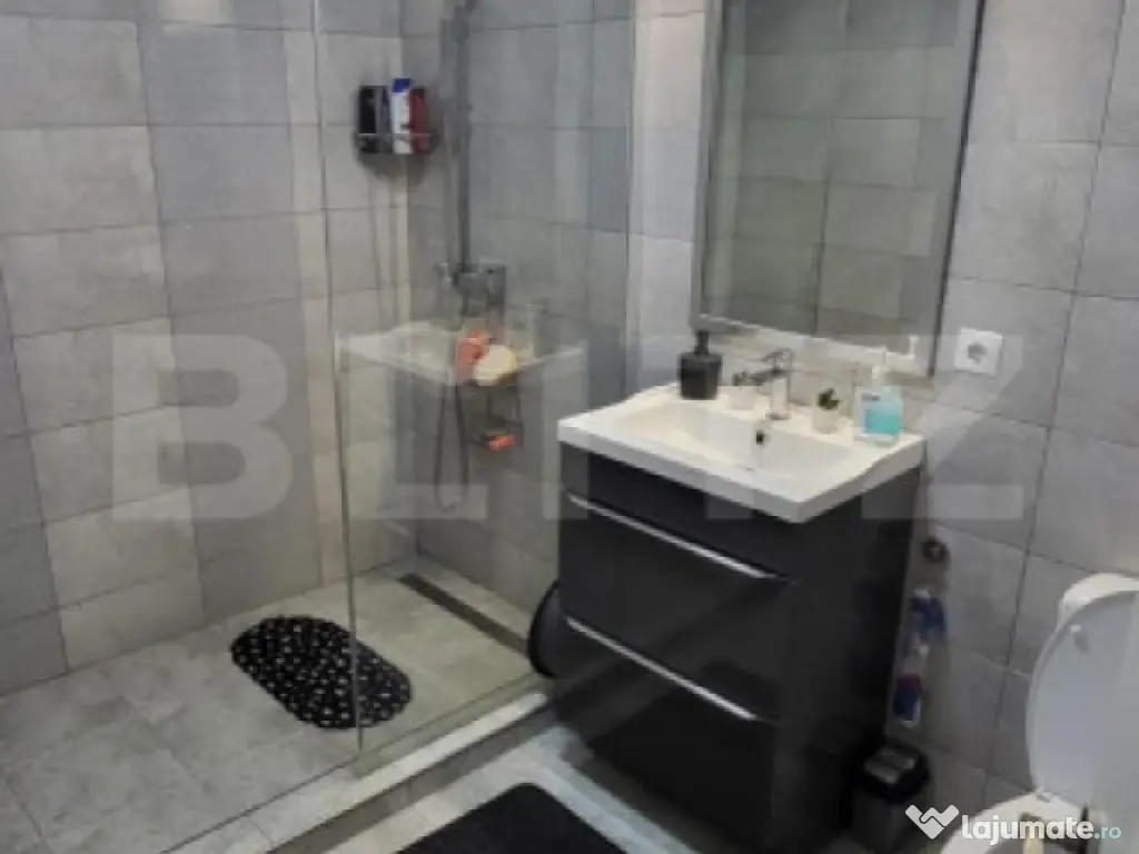 Apartament modern, 2 camere, etaj 1, parcare, zona Eroilor