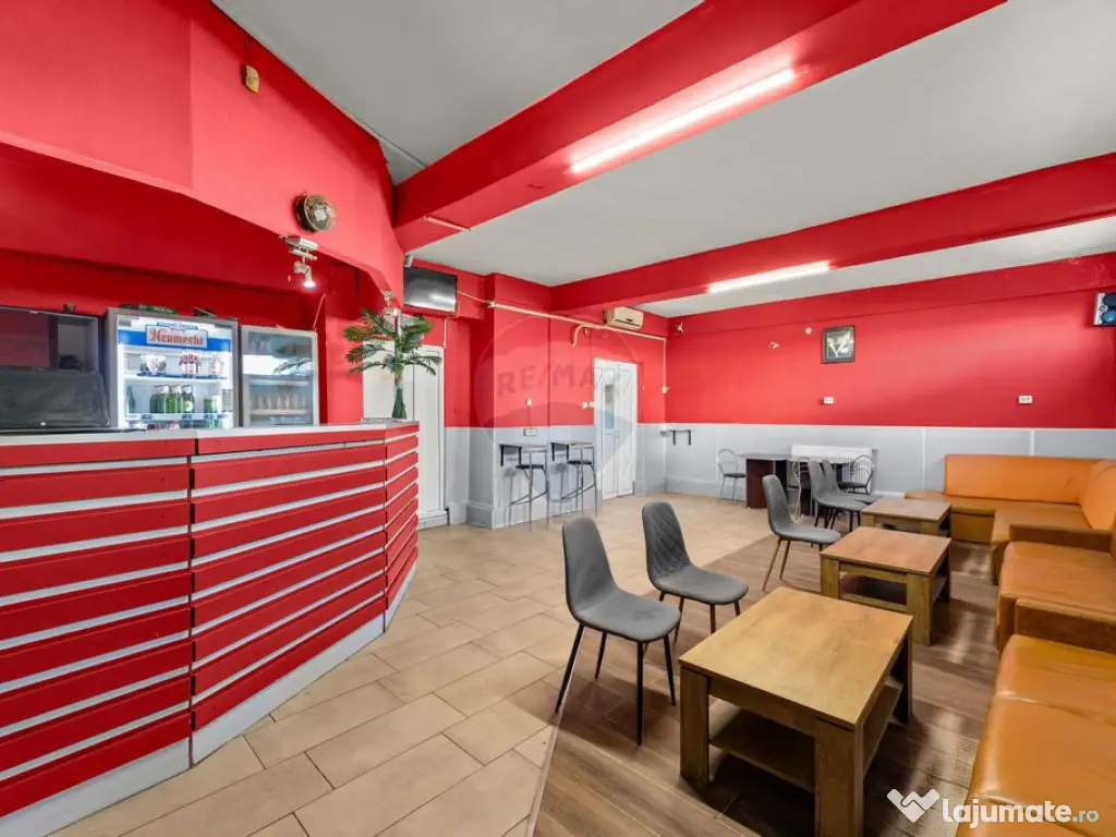 Spațiu comercial de închiriat cu terasa în zona Fortun... 