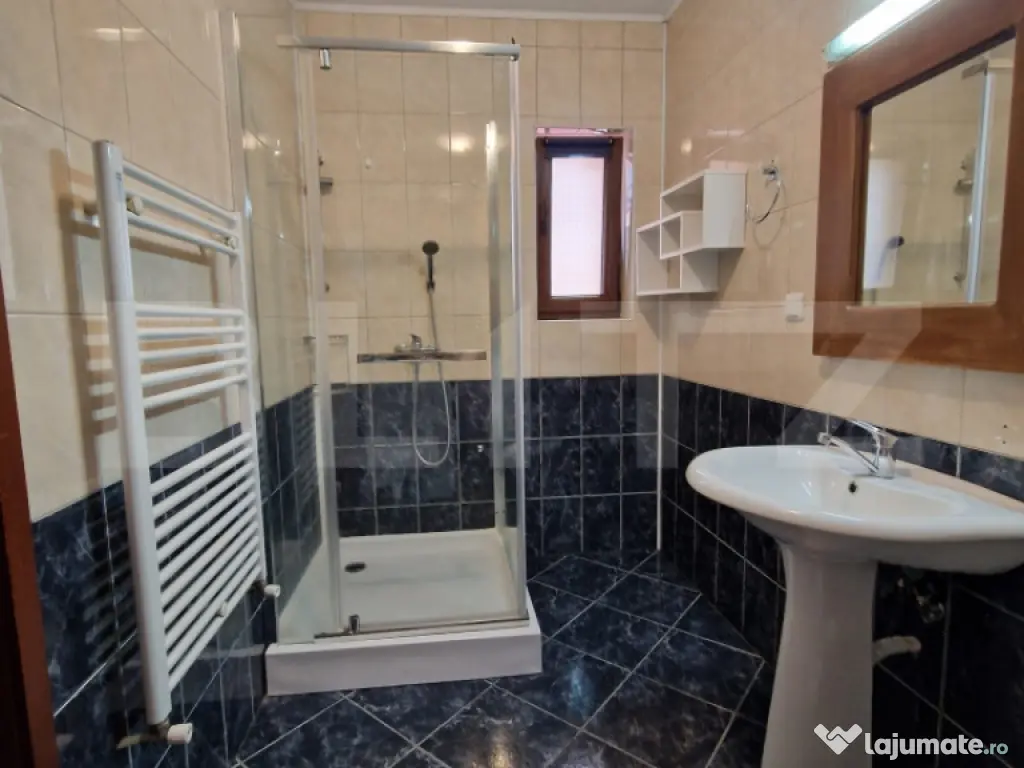 Apartament cu 2 camere deco, 46 mp, parcare, intermediar, zo