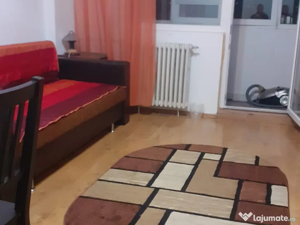 Închiriez garsonieră zona Ploiești Vest 