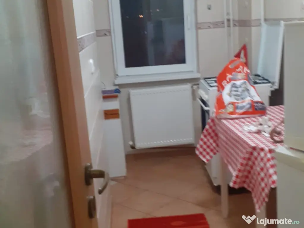 Închiriez garsonieră zona Ploiești Vest 