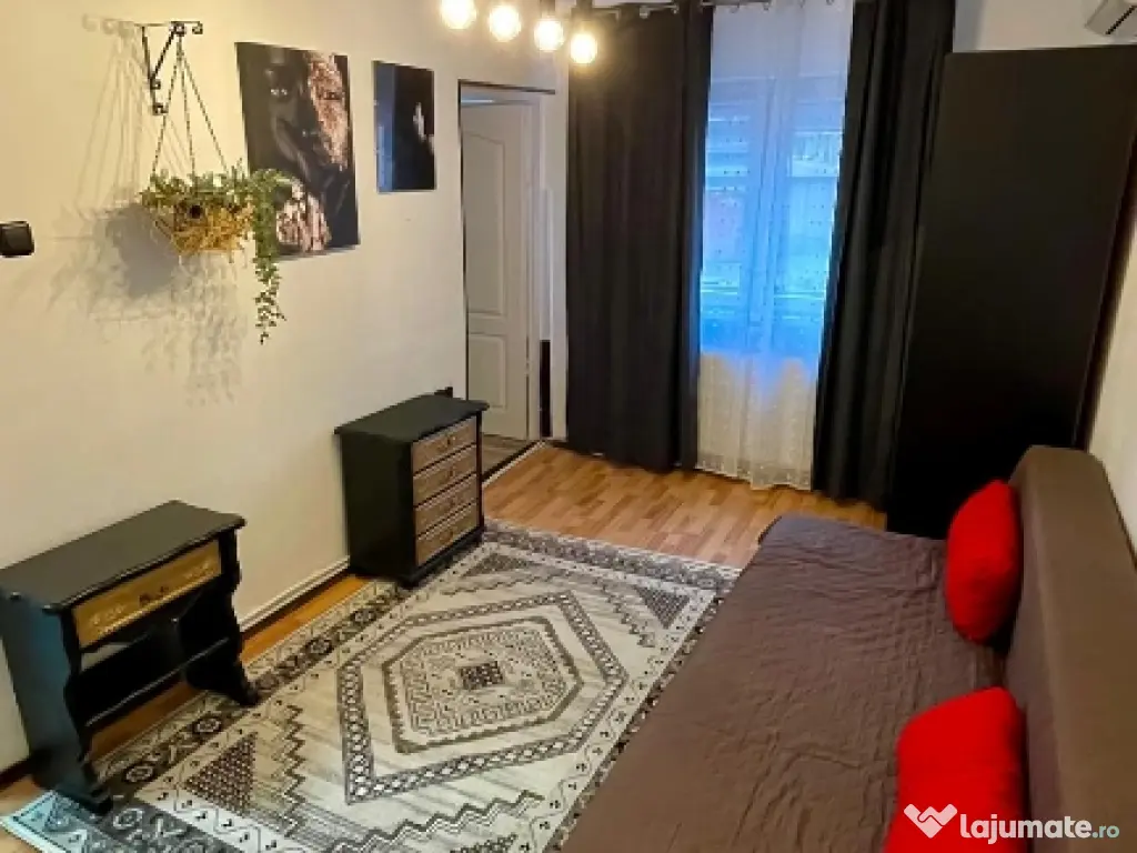 închiriez garsoniera pe1,5 ani 