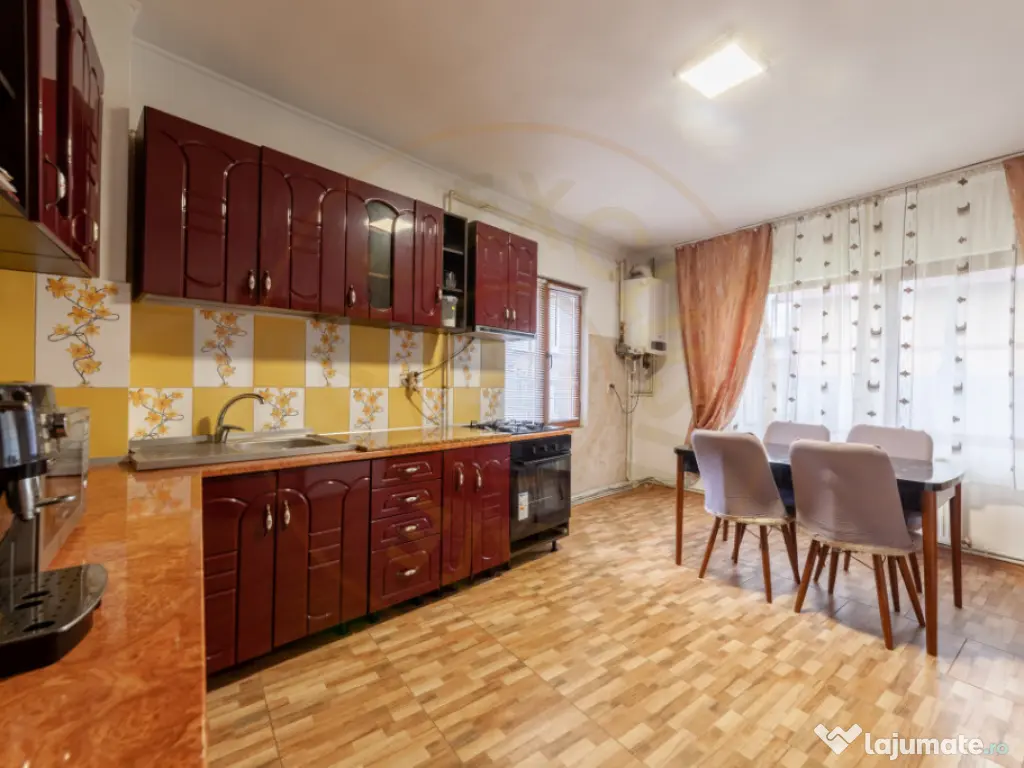 Casa spațioasa cu 5 camere - Pitesti - Argeș - 0% Comisi