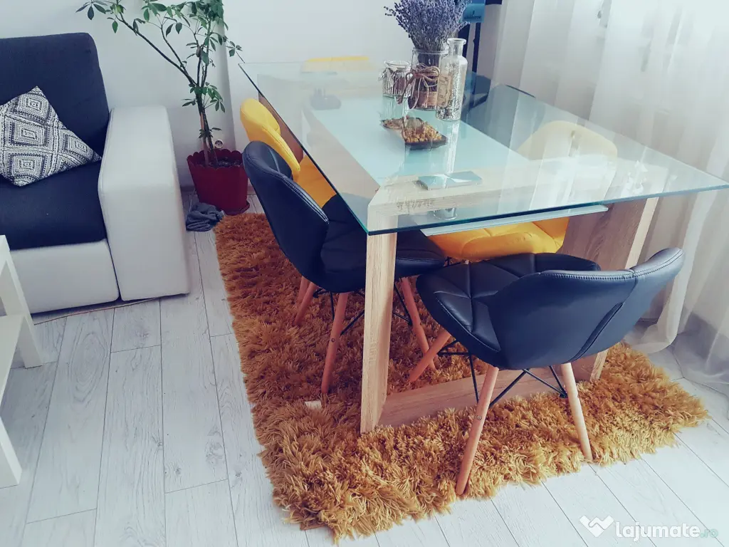 Masa stil minimalist din sticla si lemn 6 persoane 