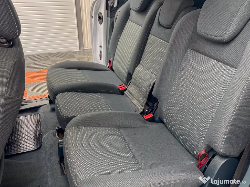 FORD GRAND C-MAX 1,6 Benzina , Euro 5 . USI CULISANTE,RAR+ITP 