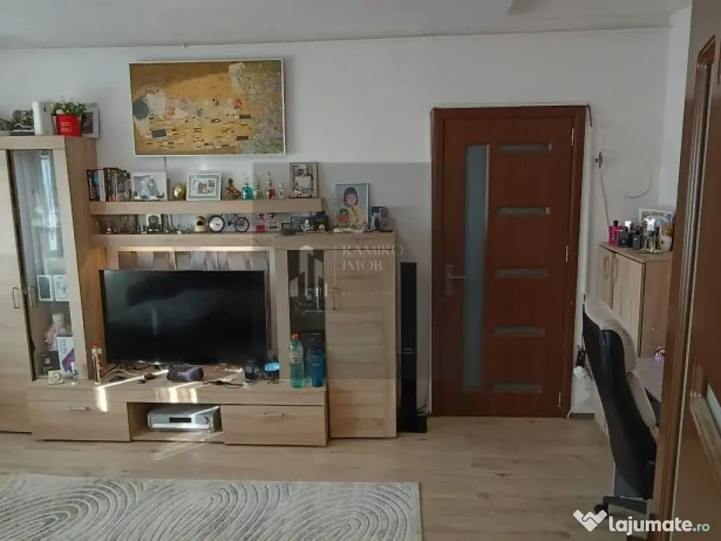 Apartament 2 camere in zona Piata Sudului